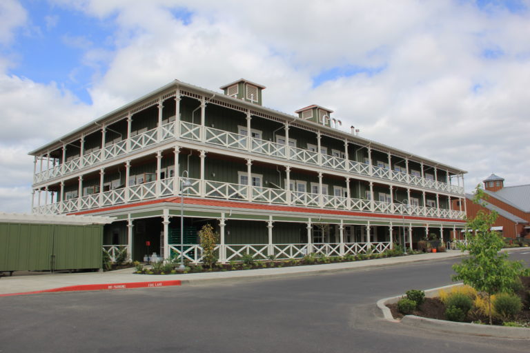 McMenamins Kalama Harbor Lodge – Kalama WA - Tiki with Ray